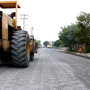 Continúan obras públicas que benefician a comunidad en la colonia Benito Juárez