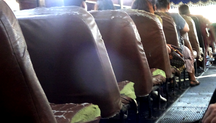 Pésimo servicio que brinda el transporte colectivo en Río Bravo
