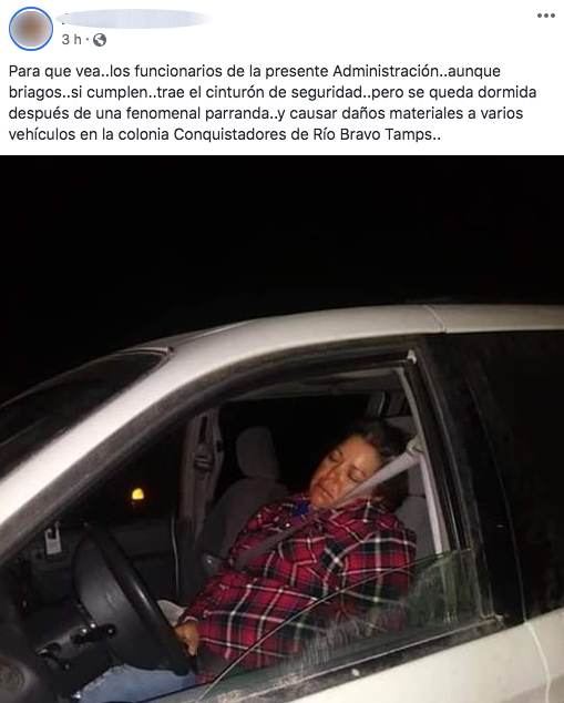 Funcionaria pública de Río Bravo, choca en estado de ebriedad y se queda dormida