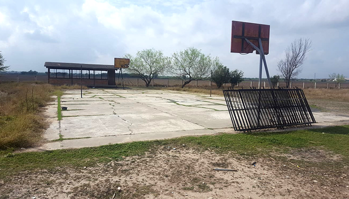 Primaria rural de Río Bravo vende chocolates para apoyar a sus niños