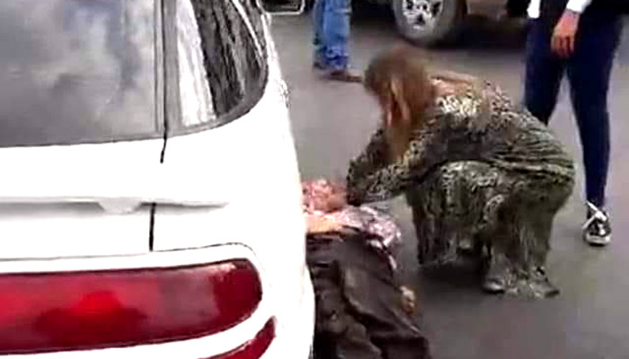 Alcaldesa Maki Ortiz auxilia a un atropellado en plena vía pública