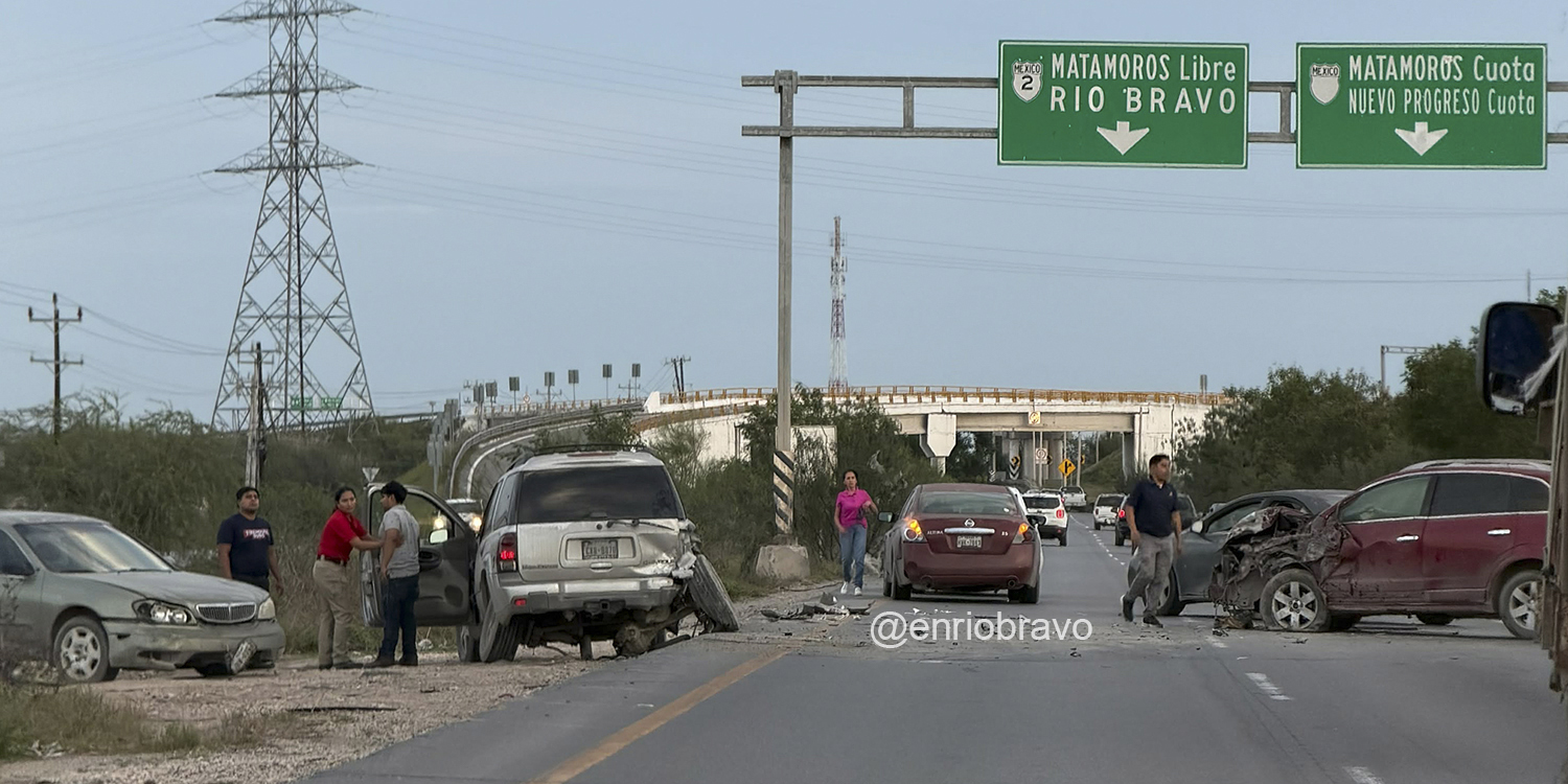 Fuerte choque en carambola en el libramiento Reynosa–Río Bravo