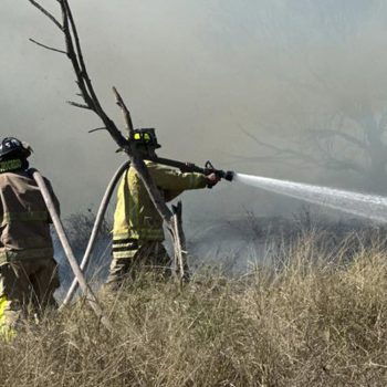 Incendio a un costado de la colonia México
