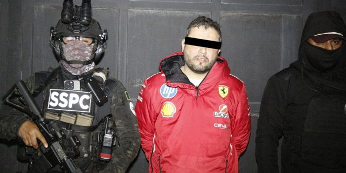 Detienen a alcalde de Tequila por presunta red de extorsión