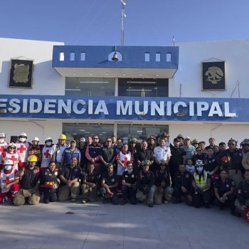 Realizan simulacro de accidente con pipa de gas frente a Presidencia