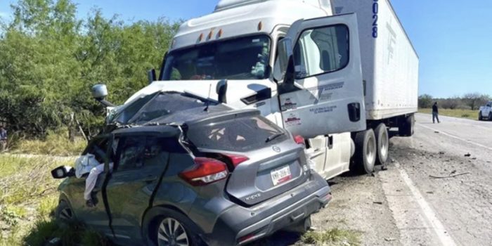 fatal-accidente-en-carretera-deja-dos-mujeres-sin-vida-en-tamaulipas